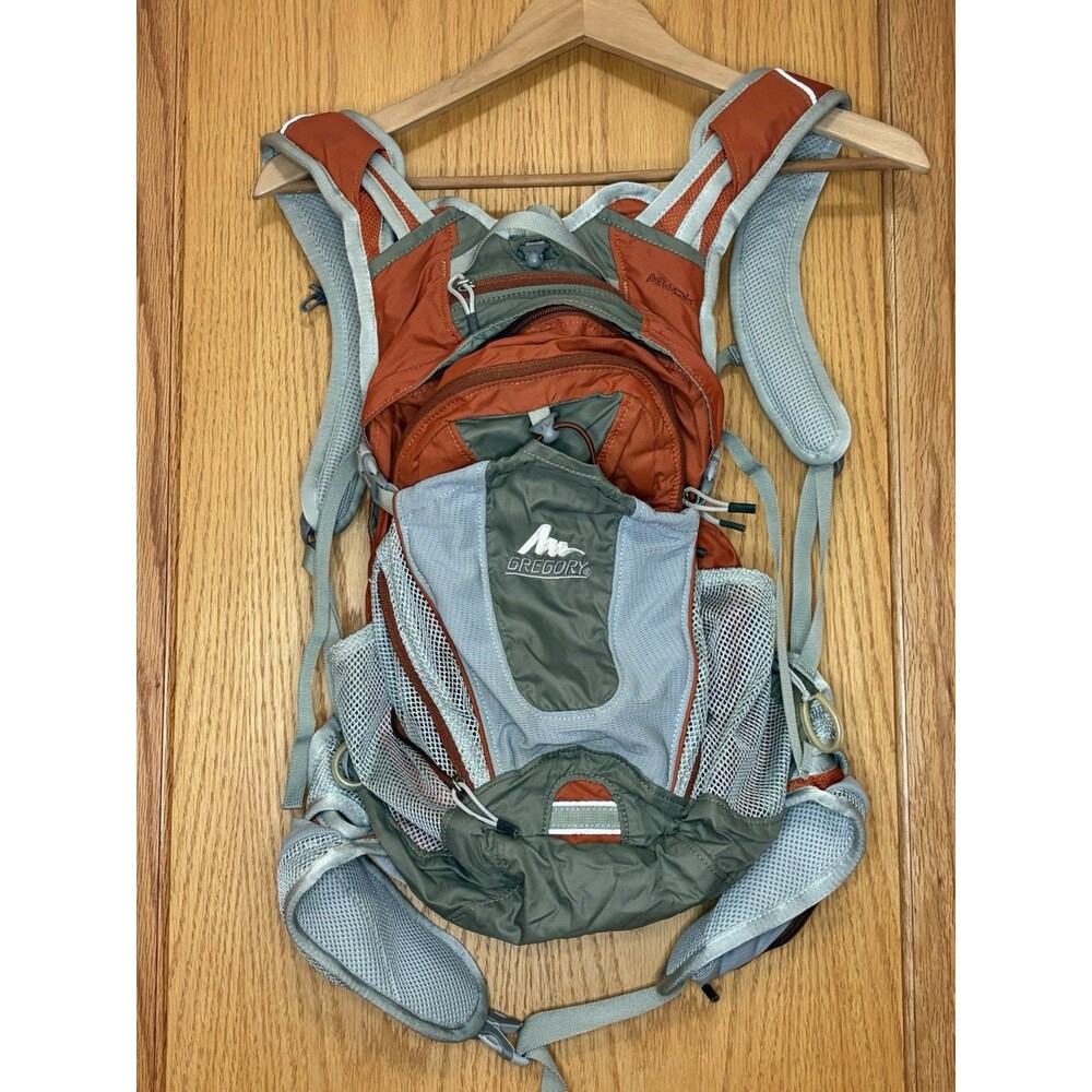 Gregory Miwok Daypack 20L Hiking Backpack Orange Gray Hydration Day Pack